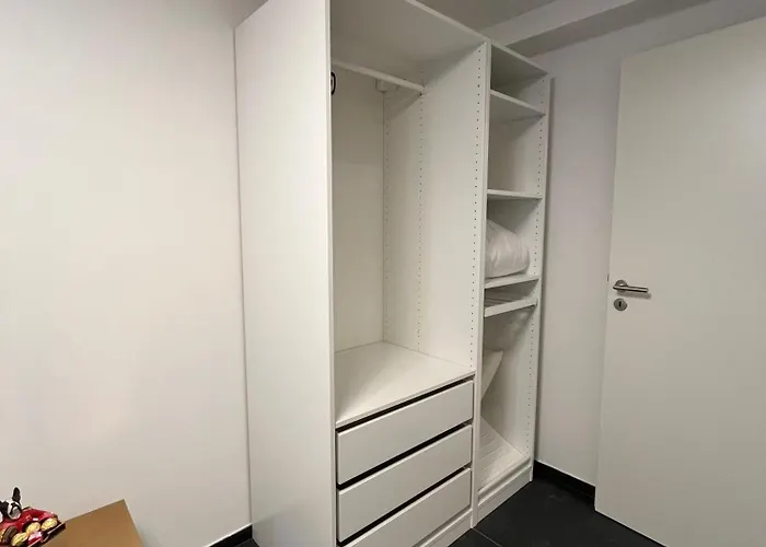 Spaeth Business Moebliertes 2-zimmer-souterrain In Bei Nuernberg Apartmán